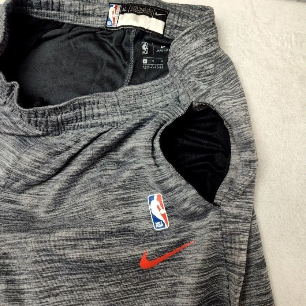 Chicago Bulls Nike Jogger Pants Mens XL Gray NBA Dri-FIT Basketball Taper 932722